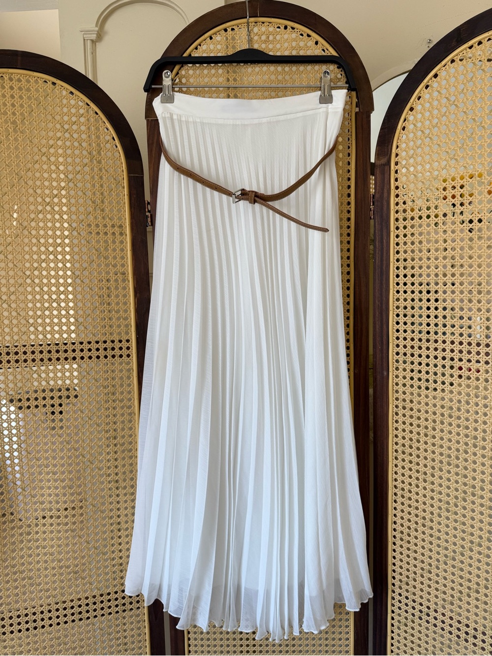 ZARA White Pleated Maxi Skirt with Brown Belt